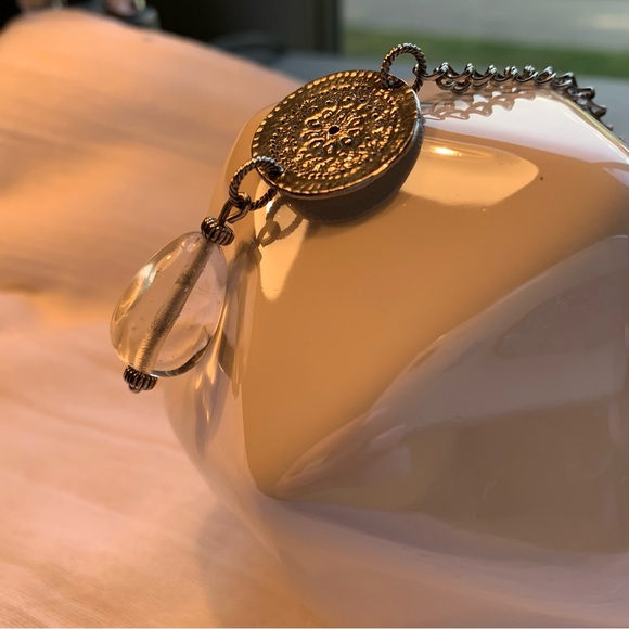 Silpada 925 sterling silver oxidized, etched coin and crystal drop pendant - Picture 3 of 11